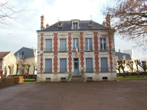 Élagueur Coulanges-la-Vineuse