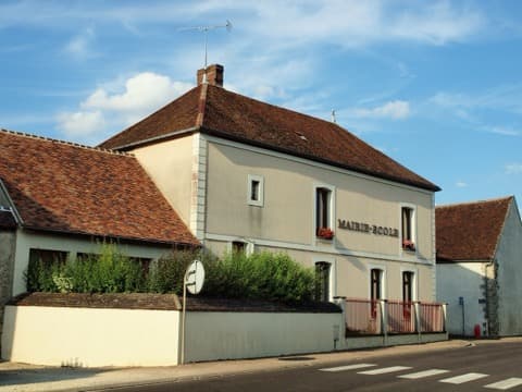 Élagueur Malay-le-Petit