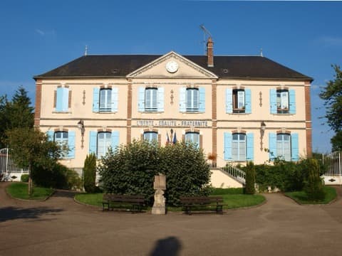 Élagueur Villeneuve-les-Genêts